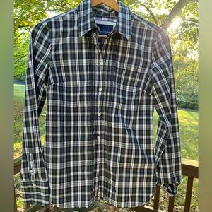 American Eagle Outfitters EUC button down shirt Size 4